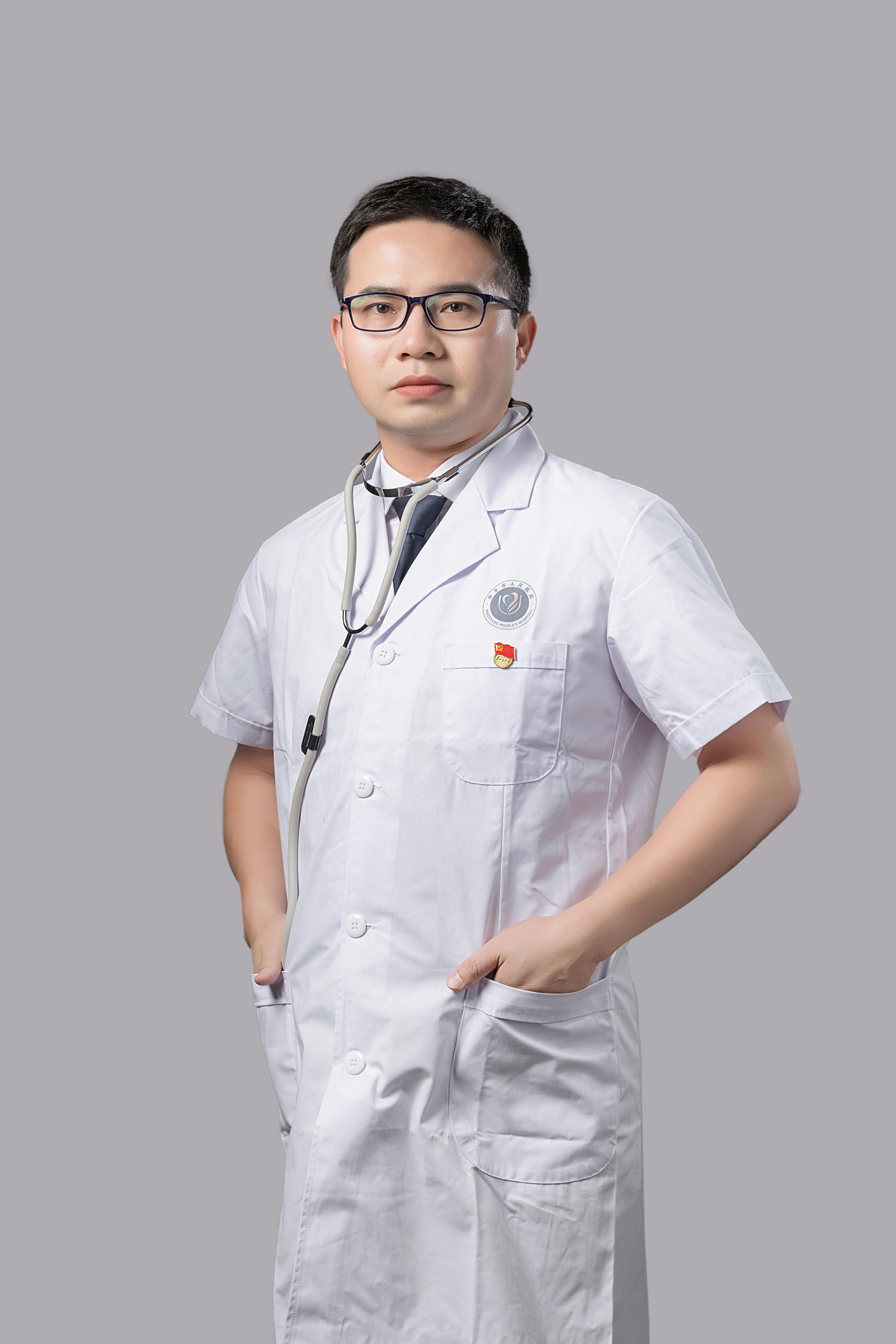 韩坚云